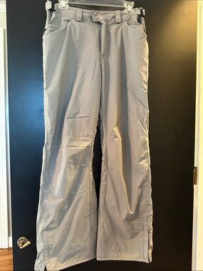 Women’s Columbia Ski Pants.